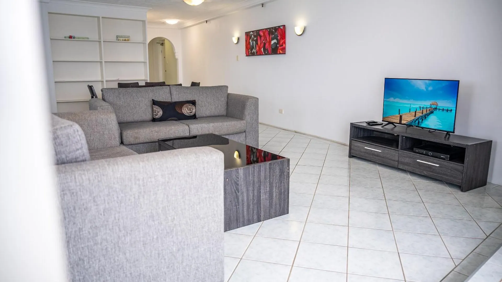 Peninsula Apartments Surfers Paradise Gold Coast 0*,  Australia