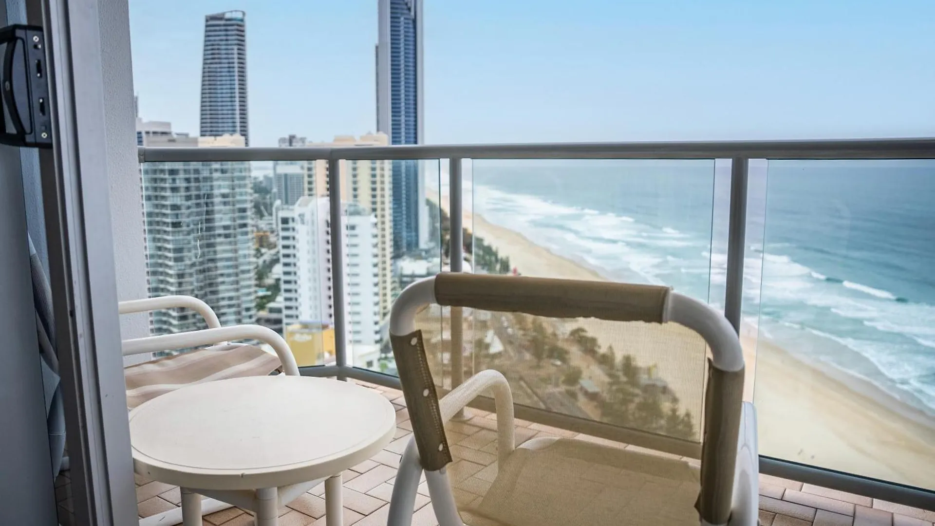 Peninsula Apartments Surfers Paradise Gold Coast 0*,  Australia