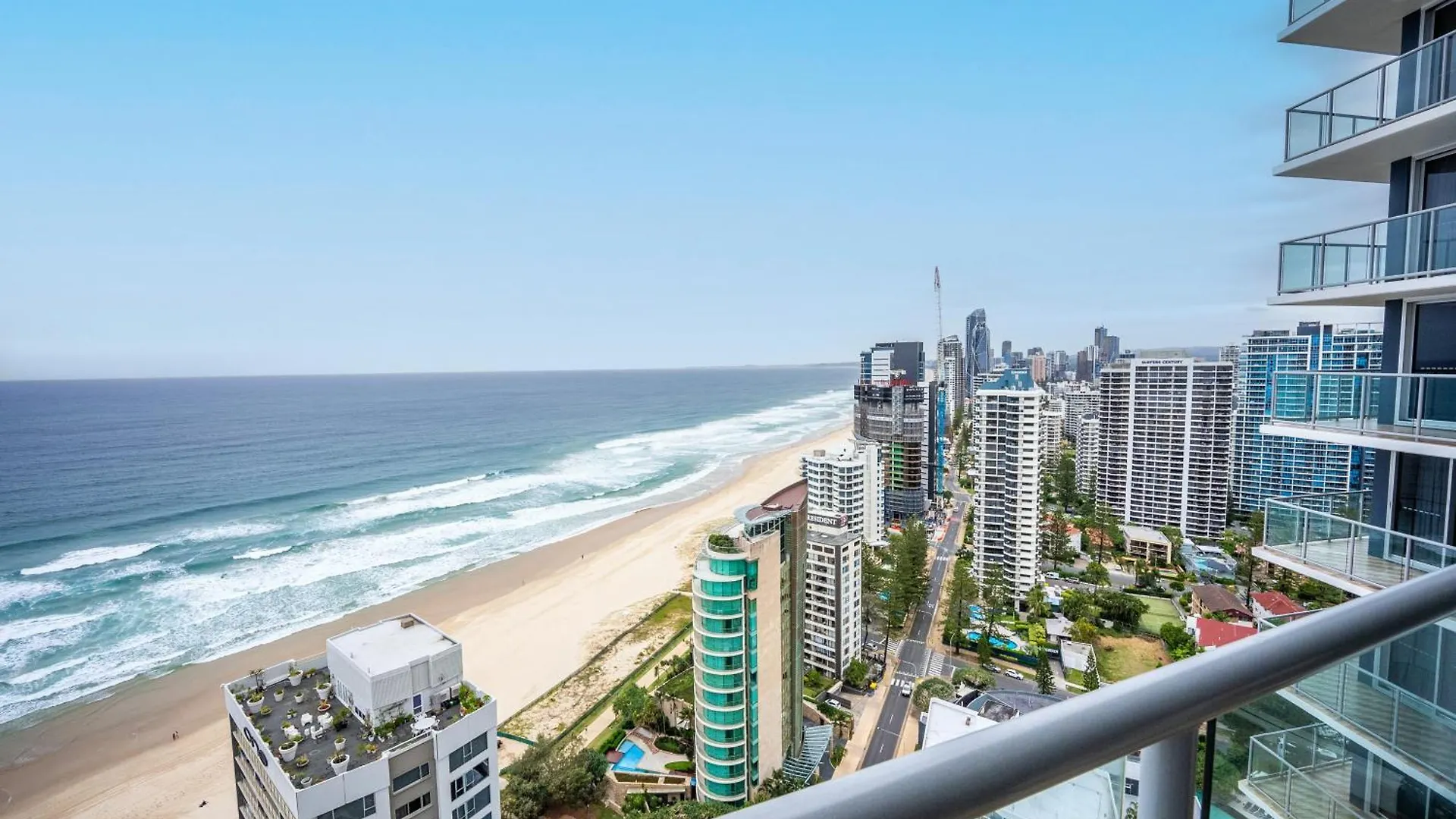 Peninsula Apartments Surfers Paradise Gold Coast